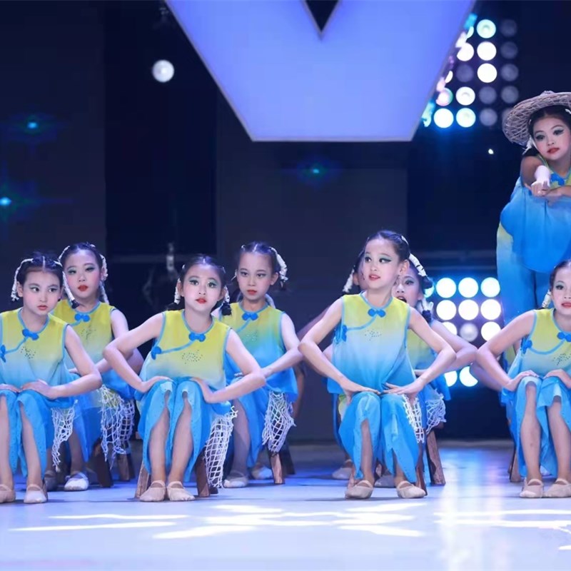 小荷风采小儿垂钓舞蹈服斗笠凳子道具小板凳女儿童演出服表演服装