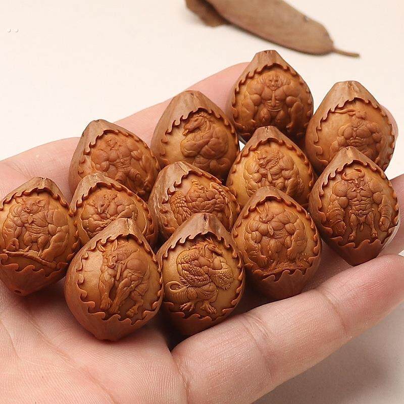 天然短圆铁核浮雕十二生肖肌肉写实守护神橄榄核雕刻手串把件手持