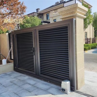 北京新中式百叶隐秘性透气院子围栏栅栏大门别墅外面看不到里面