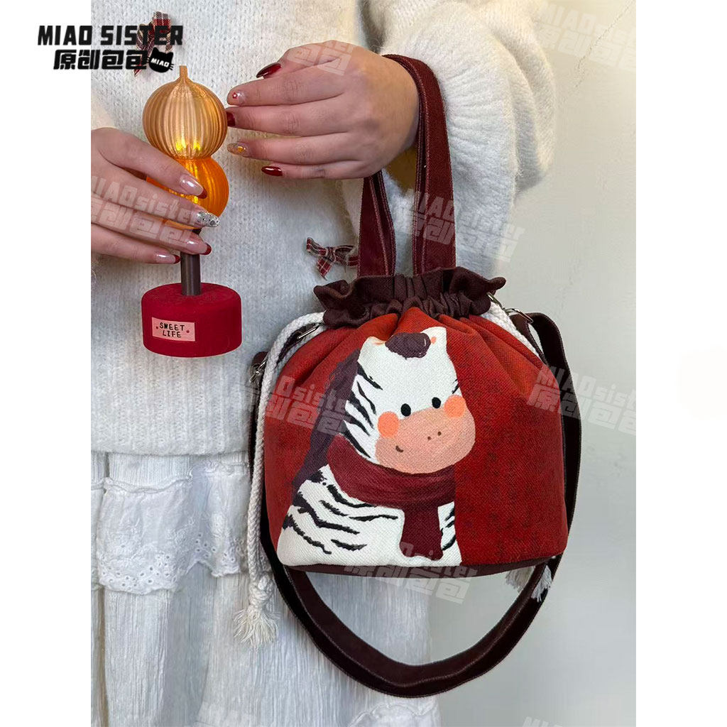 新年小马可爱红色喜庆抽绳包可斜挎百搭便携单肩布包手提束口包B