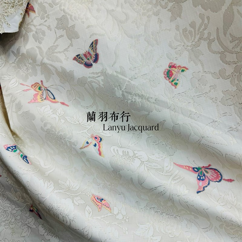 缎面五彩蝴蝶白色金边暗纹花花织锦提花面料新中式服装设计布