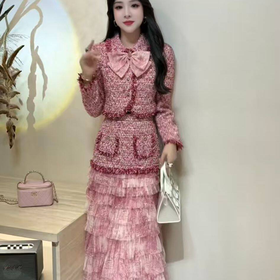 小香网红新款套装秋冬香风短款外套高腰拼接蛋糕两件套半身裙清新