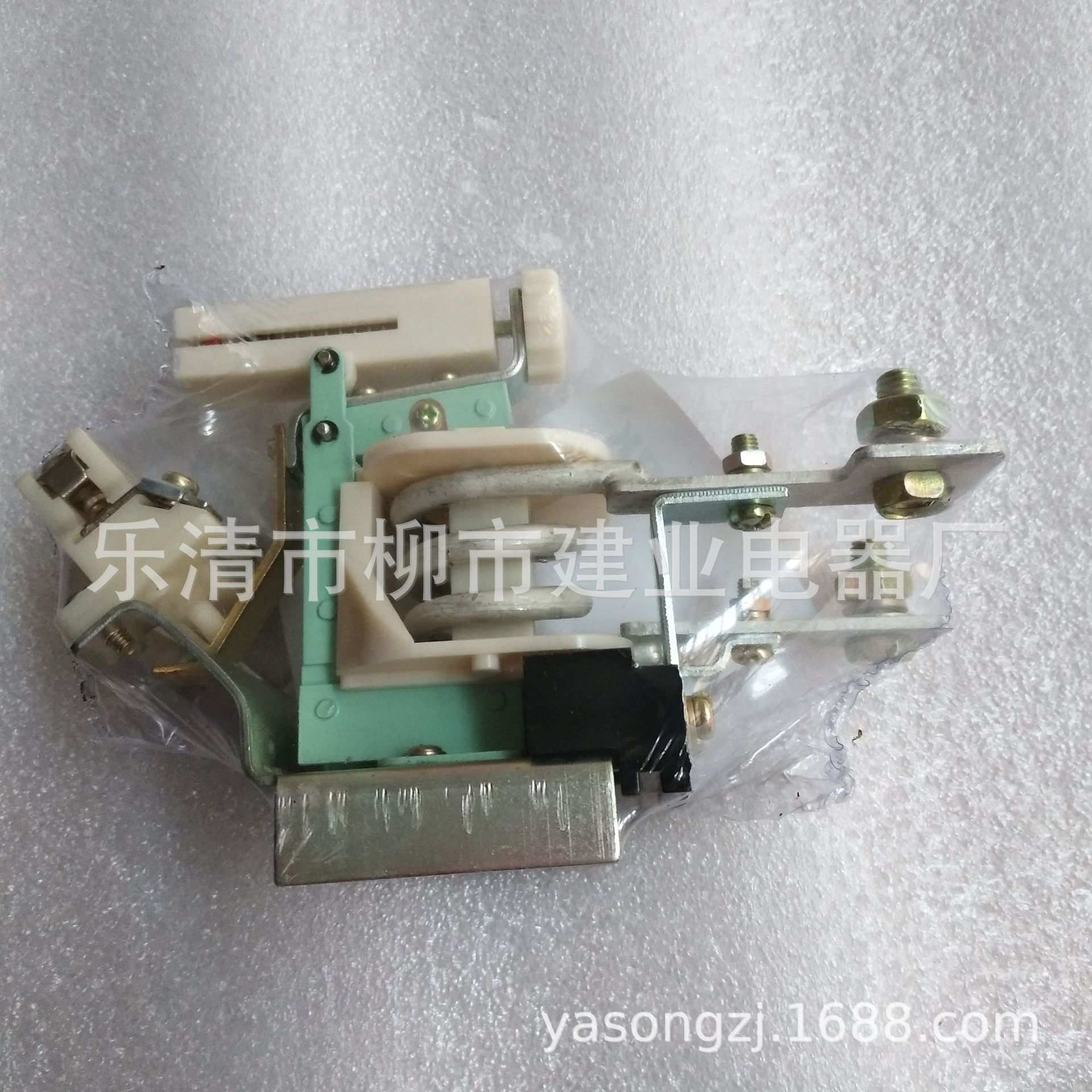 JL15-250 JL15-300/11 JL15-400/11 过电流继电器