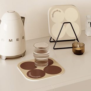 圆高级轻奢茶垫碗盘防烫感耐高温曲吸水杯垫餐垫隔热垫咖啡杯垫舞