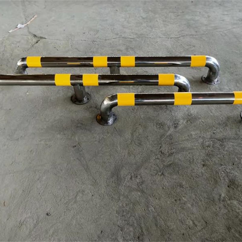 不锈钢护栏M型钢管挡车器加厚U型护栏防撞路桩防护道路挡车警示柱