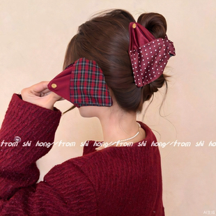 时尚波点红色三角抓夹女新年氛围感发抓后脑勺显饱满盘发鲨鱼夹子