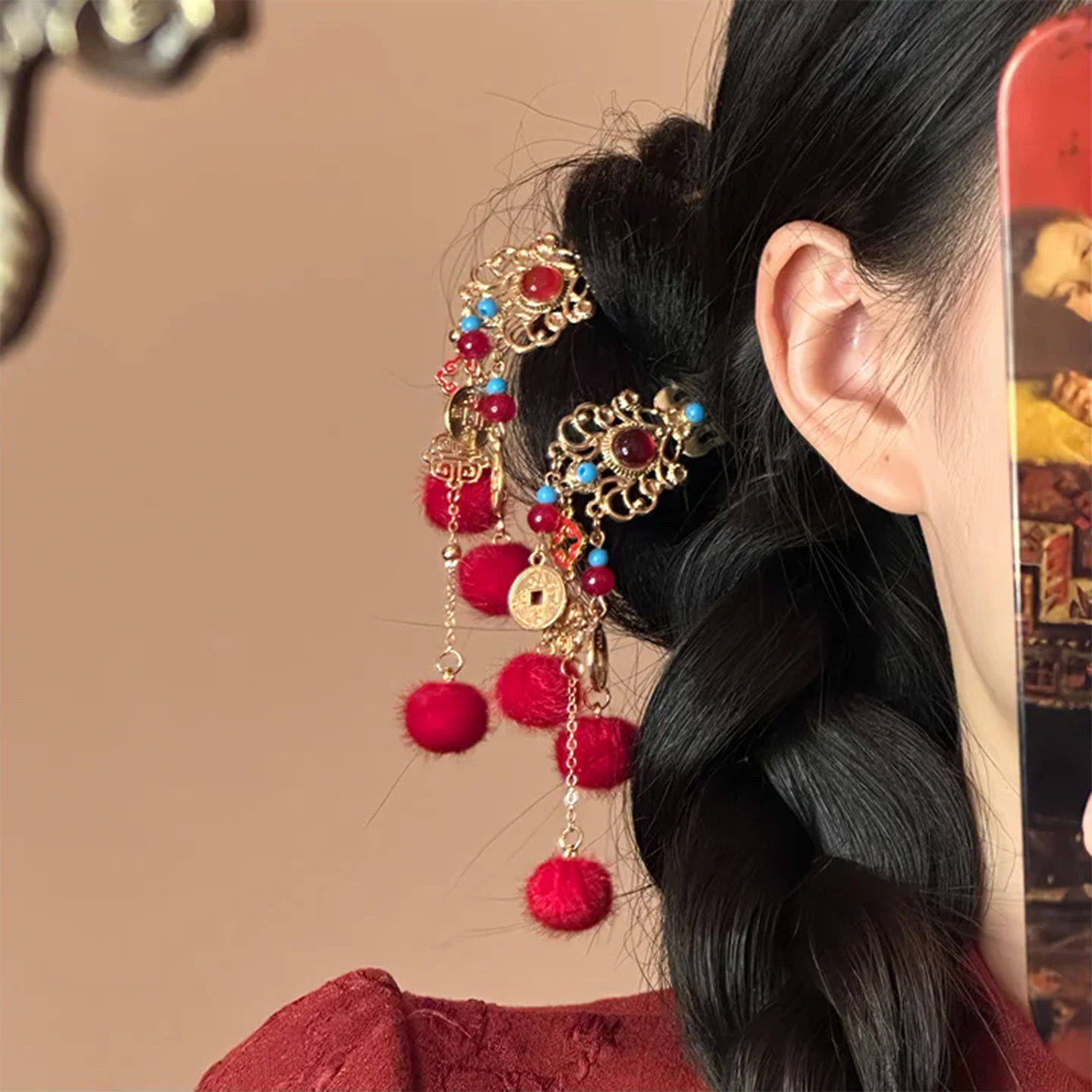 「邵锦年华」红色毛球国风流苏发簪新中式盘发步摇新年发钗发饰,饰品/流行首饰/时尚饰品新,发饰,淘宝优惠券,粉丝福利购,淘宝优惠卷