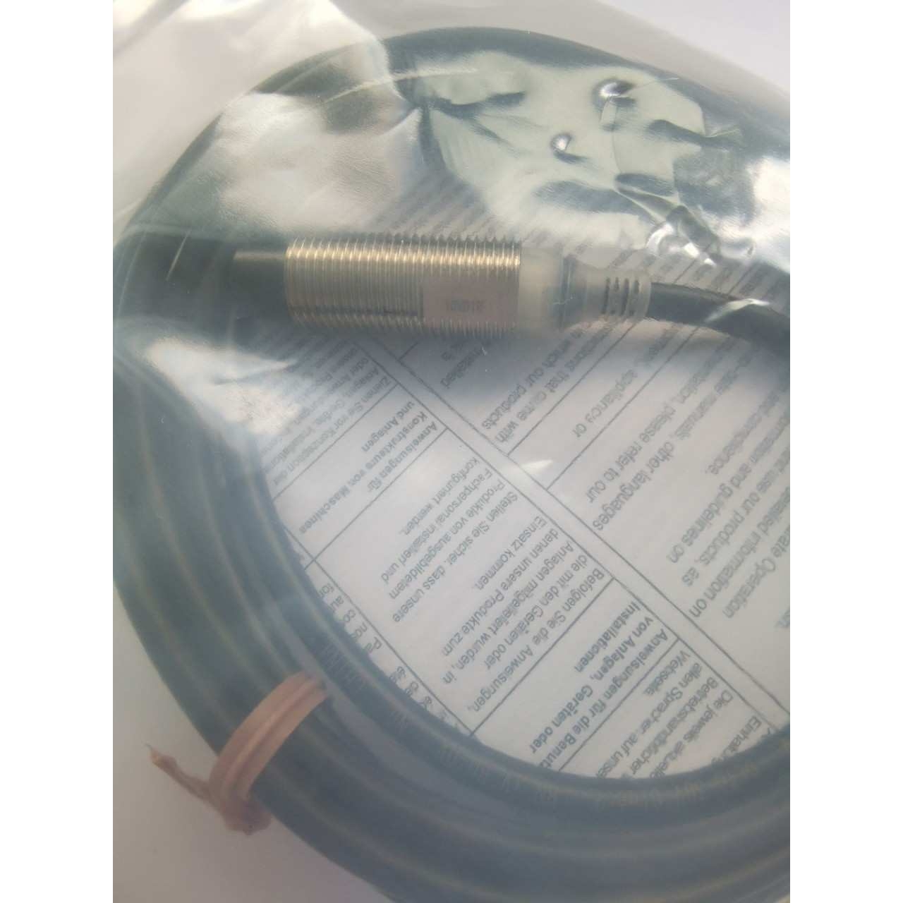 接近开关 限位开关 E2E-X10MD212-R 双色灯