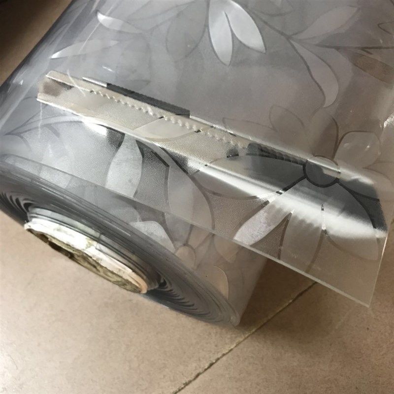 新款透明软玻璃桌垫 磨砂PVC桌布 无味塑料软胶垫 加工圆形水晶板
