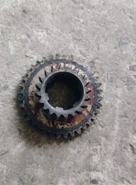 云南机床CY6140/CY6q150宝鸡CS6150车床配件2092二联齿轮Z20/36