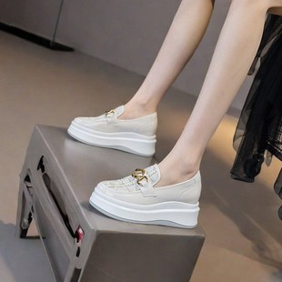 内增高小白鞋女2024年新款四季鞋子百搭厚底今年爆款一脚蹬乐福鞋