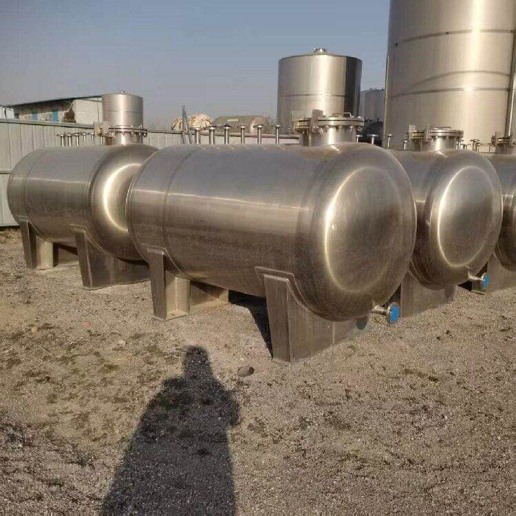 出售20吨白钢储水 二手10吨不锈钢储酒 304不锈钢压力储