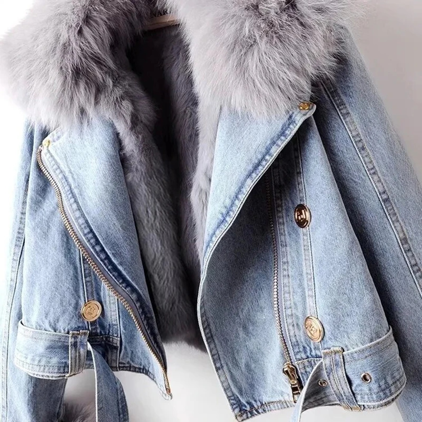 New Winter Denim Jacket Women Fashion Overcoat Faux Fox Fur