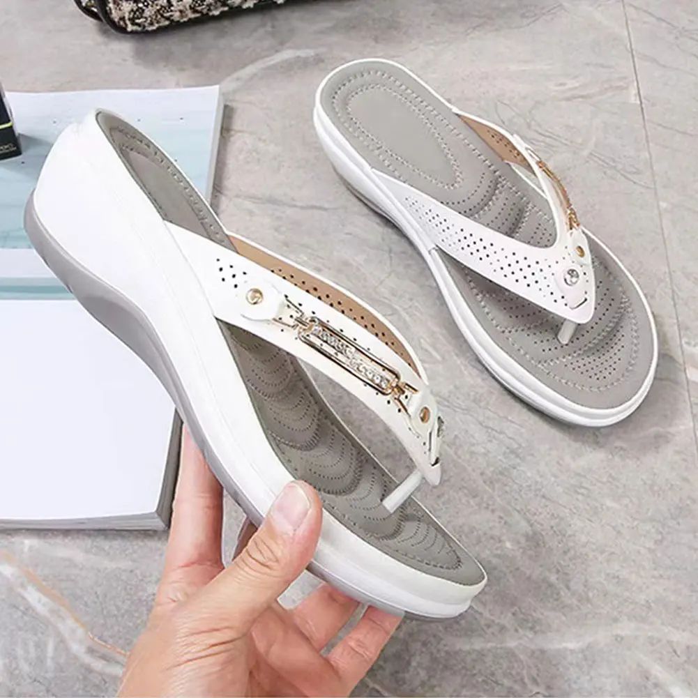 2024 Women's Slippers New Fashion Slides Non-Slip Shoes Beac