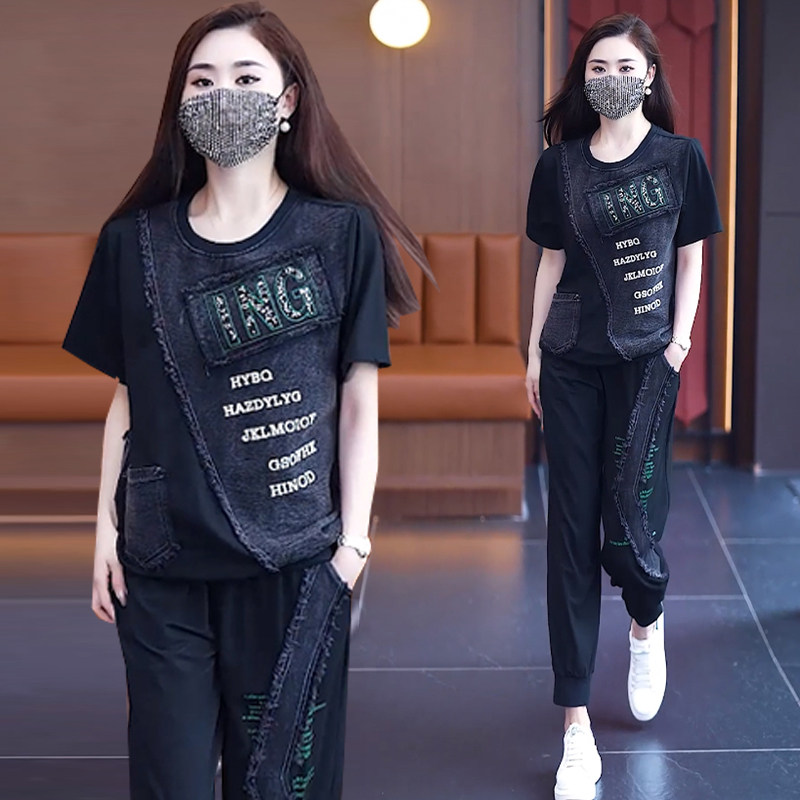 夏季新款大码韩系时尚套装女2025年宽松显瘦牛仔短袖+裤子两件套