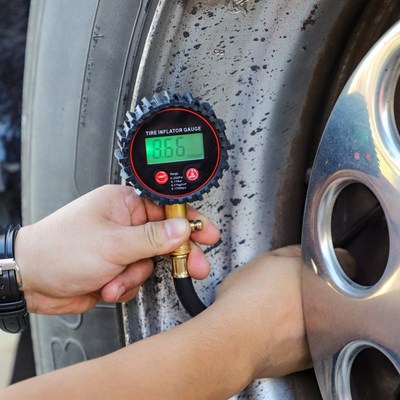 小汽车货车客车轮胎数显胎压计测压表带弯杆胎压表胎压计气压表