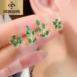 女耳坠 复古轻奢风耳饰绿水晶耳钉小众气质百搭显白耳饰2025新款