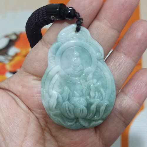 天然翡翠吊坠莲花悟道牌