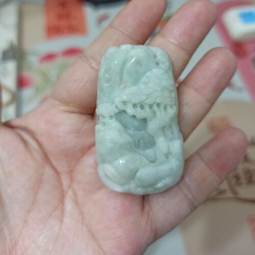 缅甸天然翡翠吊坠飘花山水牌