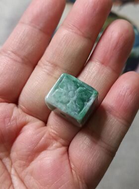 165缅甸天然翡翠桶珠路路通方珠卡16X14mm左右通孔通货满48元包邮