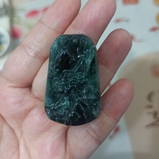 465天然翡翠山水牌吊坠深色蓝水挂件卡42X27mm左右危料玉佩牌