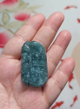 200危料天然翡翠吊坠蝙蝠竹节飘花卡39X23mm左右雕刻件满48元包邮