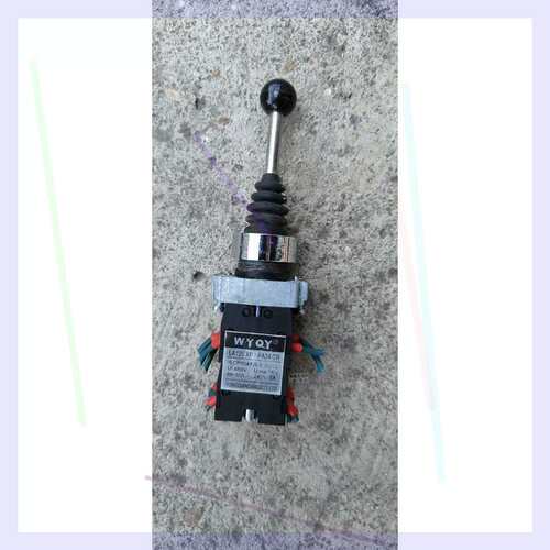 议价永前 主令控制器四向十字开关 LA128 XP2-PA14C