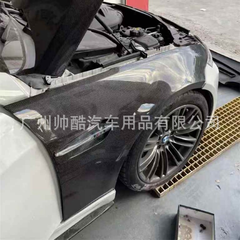 适用于宝马E92 E93 M3叶子板改装GT4 RS款碳纤维叶子板翼子板