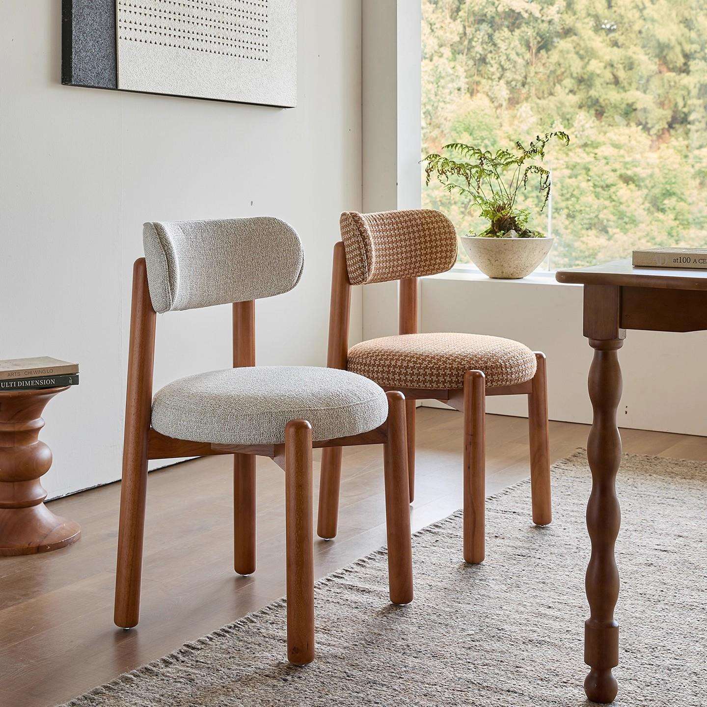 实木餐椅布艺千鸟格彼得椅休闲椅复古民宿设计师餐厅家用法式餐椅