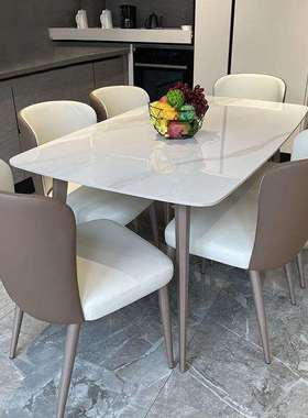 意式轻奢岩板餐桌椅组合家用小户型现代简约长方形吃饭桌岩板餐桌