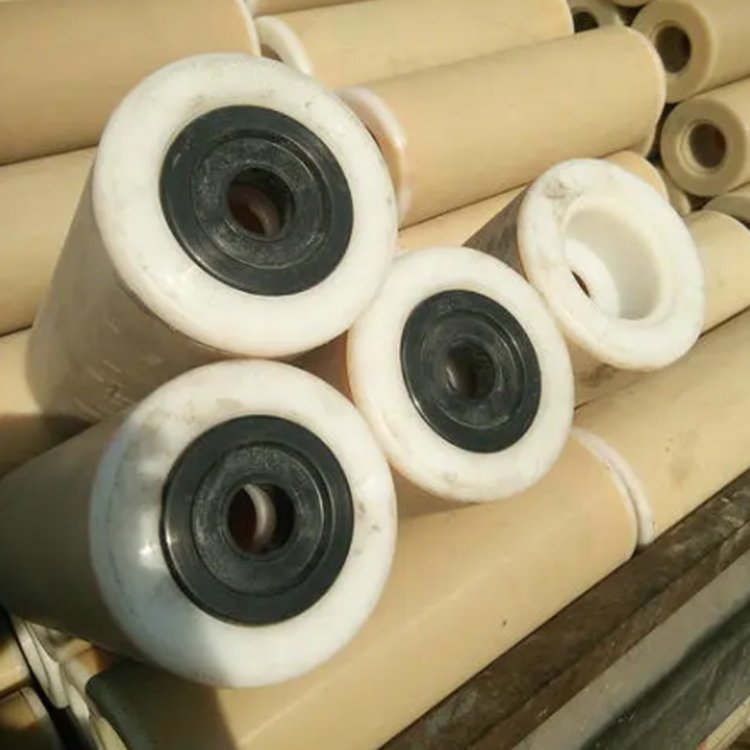 矿山施工设备配件 矿用尼龙托辊矿山输送带用 烤漆输送带托辊图片