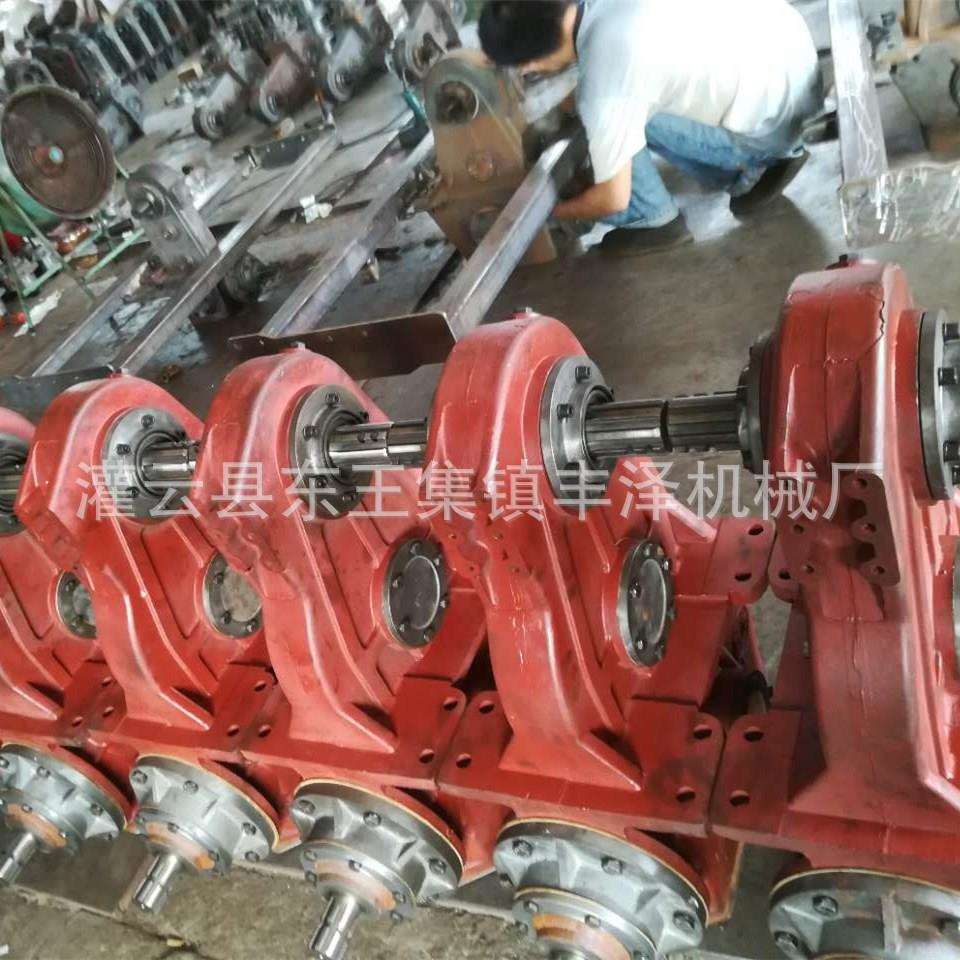 农机配件旋耕机配件齿轮箱变速箱箱体总成10模