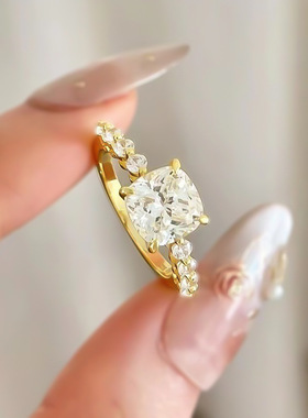 小众设计轻奢中古风方糖白钻戒指