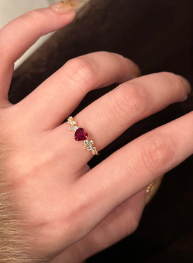 轻奢小红心戒指女时尚小众设计感