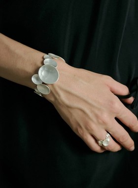 不规则圆片烧白手镯女新中式轻奢小众设计高级感手饰戒Z指耳环套