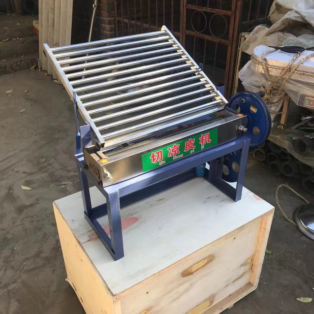 切凉皮机凉皮米皮面皮切丝机凉皮切条机全自动商用小型电动手摇