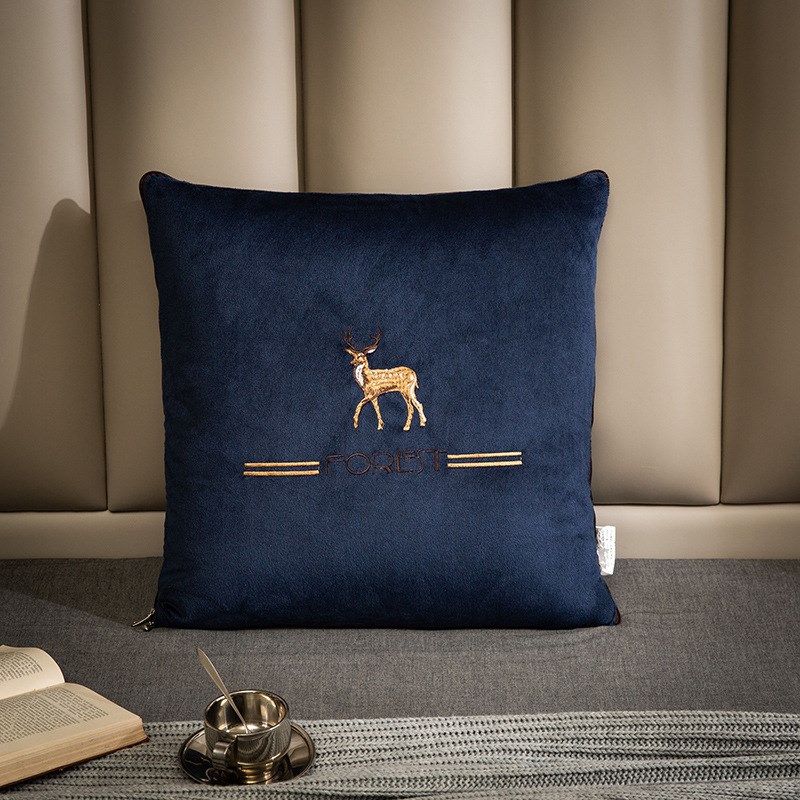 车上抱枕被子两用车内枕头二合一办公室午睡毛毯子汽车用车载靠枕