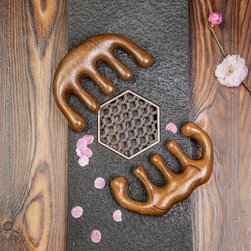 金丝檀木五齿按摩梳头部经络按摩通乳梳整头疗梳子