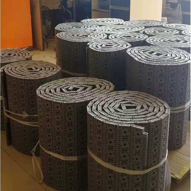 新款 飞机过道万向输送滑毯 机场装卸货滚筒输送机行李辊筒输送线