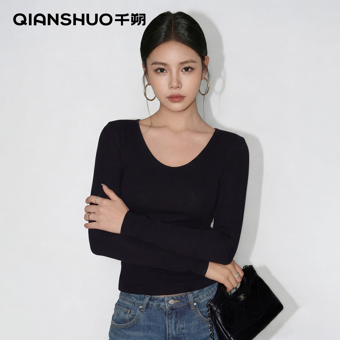 千朔正肩短款U领长袖T恤女打底衫图片