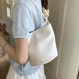 百搭单肩 韩X版 小众森系编织水桶包女复古时髦手拎包2025夏季 新款