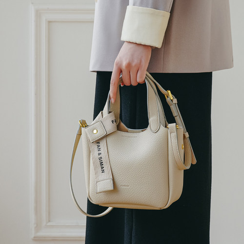 小众轻奢包包女2023新款高级感菜D篮子水桶包大容量手提单肩斜挎