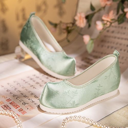 古风汉服a鞋子女2025新款翘头履内增高绣花鞋配马面裙战国袍古装