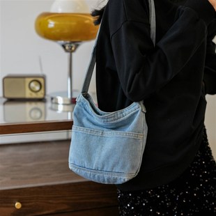 背不烂复古牛仔布单肩斜挎小包包女百搭日系N通勤拉链手机包小水