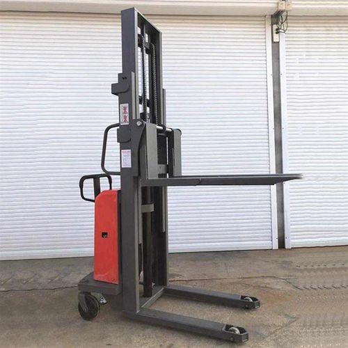 新款手动液压升降叉车多功能堆高装卸叉车站驾P式全电动堆高叉车
