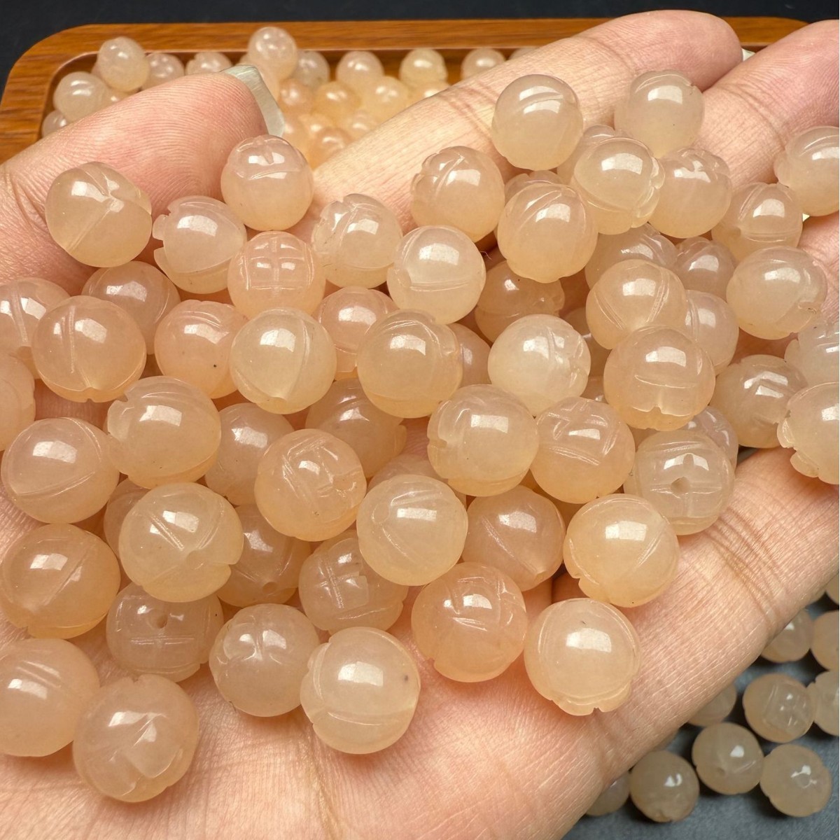 和田玉色藕粉莲花散珠粉色玉石珠子 diy手串手链项链吊坠编织材料