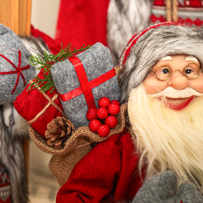 圣诞节装饰品圣诞老人摆件大型圣诞树下橱窗商场主题氛围场景布置