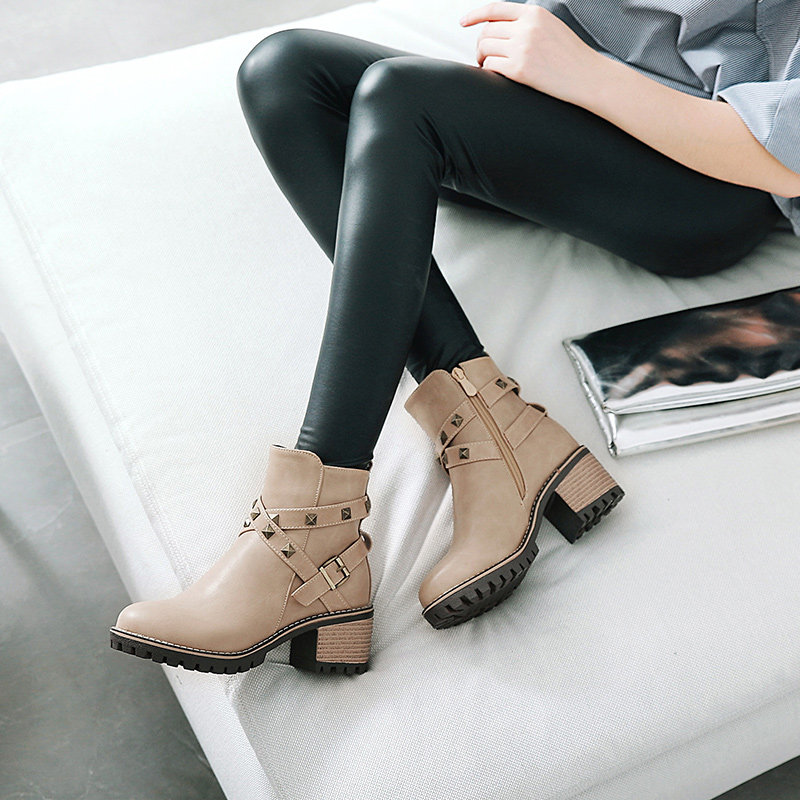 秋冬高跟短靴女英伦风粗跟短筒靴中跟厚底学生马丁靴黑色百搭单靴,女鞋,时装靴,淘宝优惠券,粉丝福利购,淘宝优惠卷