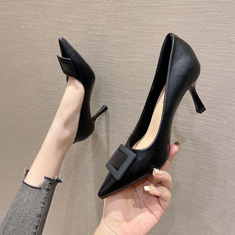 2025新款尖头低跟法式小高跟鞋软皮不累脚黑色职业百搭Z细跟单鞋