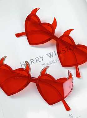 跨境欧美个性恶魔角眼镜女复古小众万圣节派对墨镜爱心太阳镜